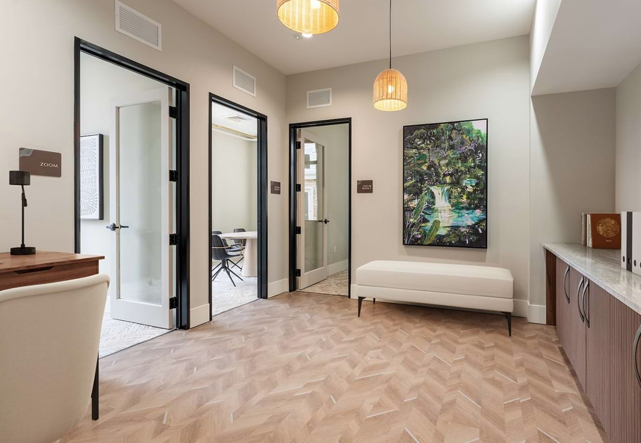 Grass-Lake-Multifamily-Orlando-Registry_Clubhouse-We-Work