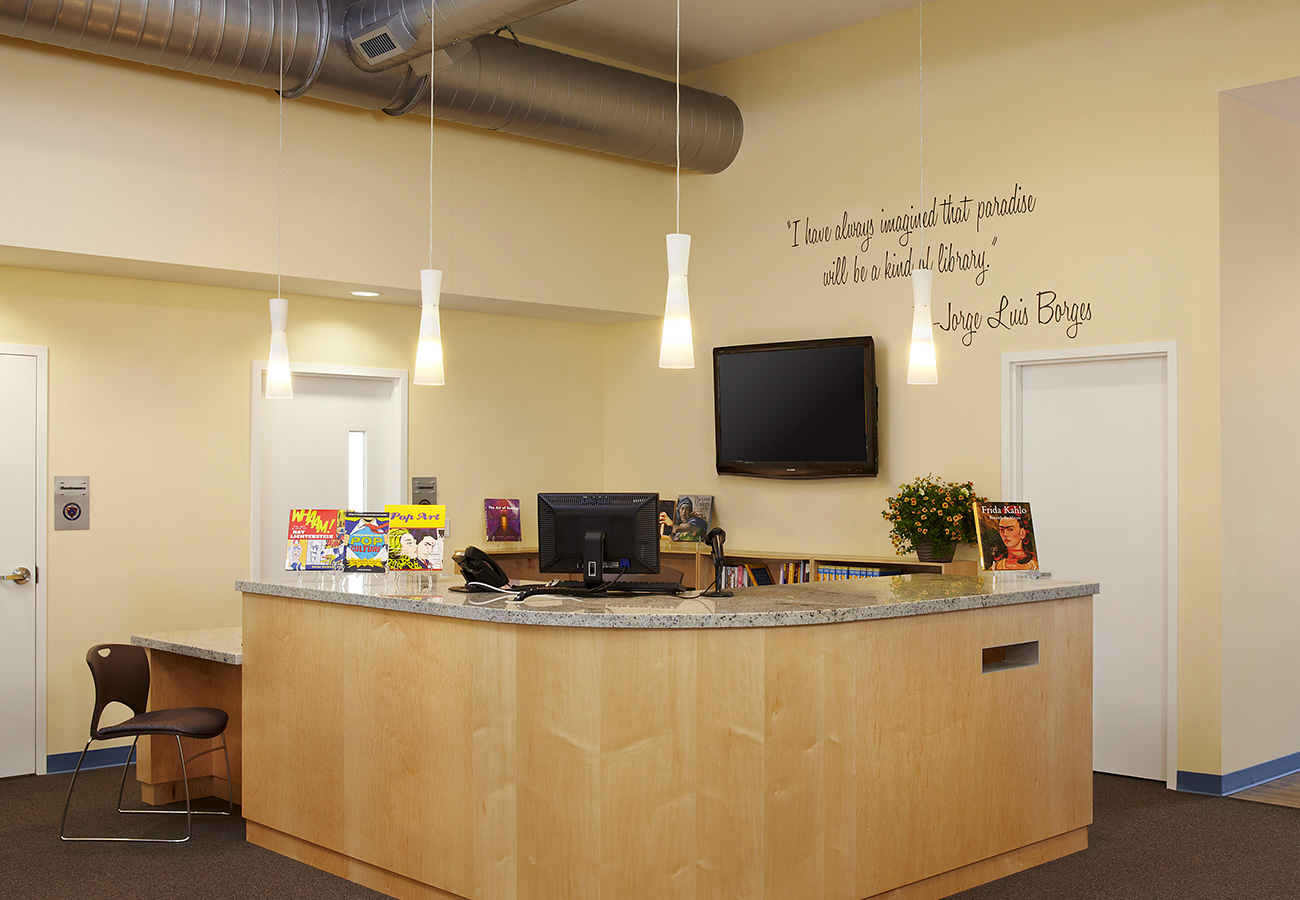 Windermere-Preparatory-School-Learning-Commons-Media-Center-Library-Front-Desk-Circulation