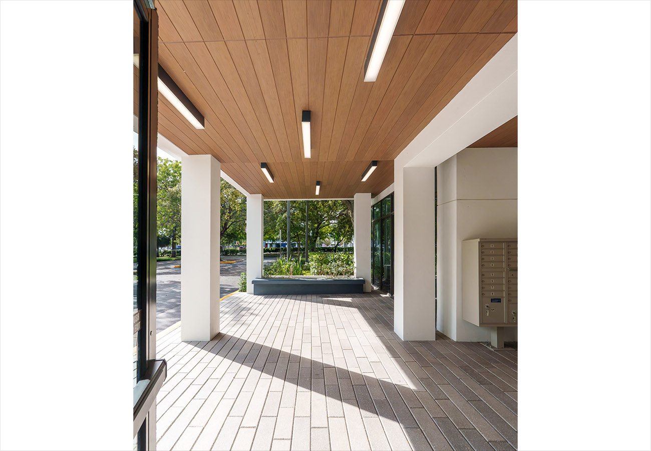 Office_Renovation_Modernization_Exterior_Entry