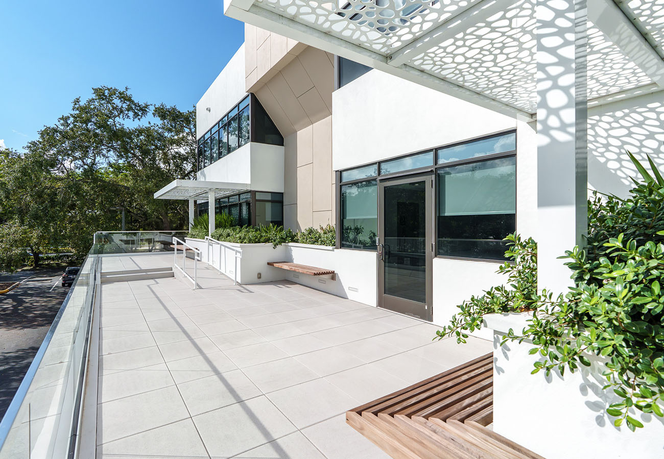Office_Renovation_Modernization_Exterior_Facade_Terrace_View