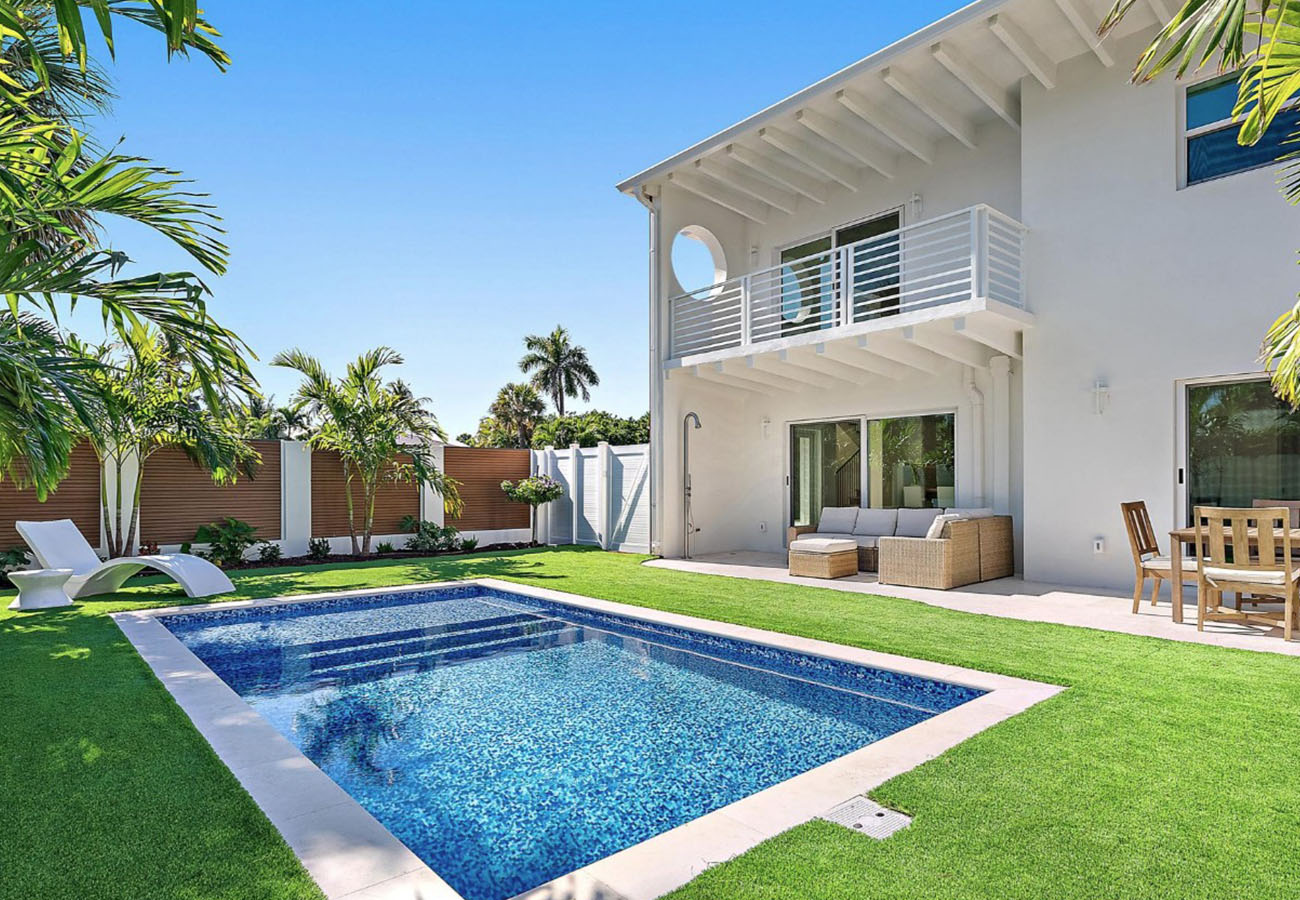 Sandal-Lane-Townhome-Multifamily-Ground-View